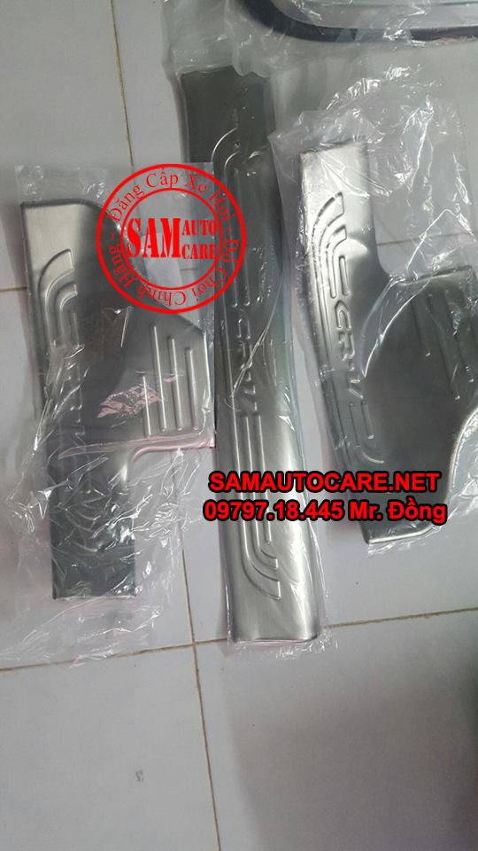 Nẹp Bước Chân CRV